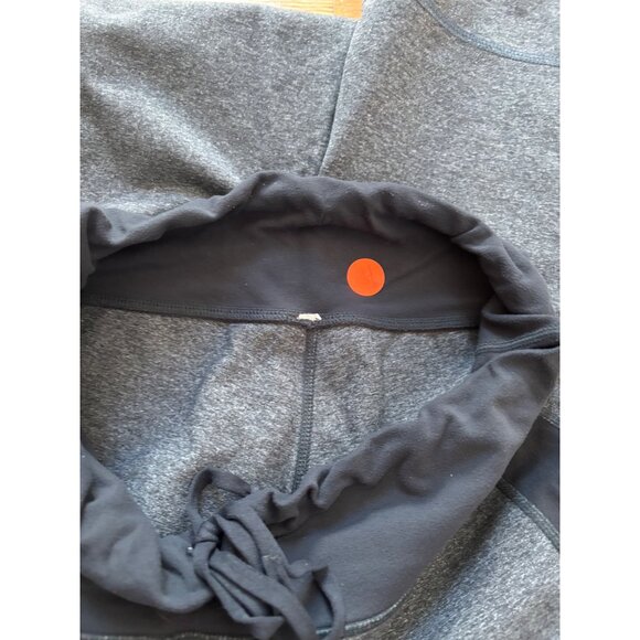 Lululemon Athletica sz 4 Womens Gray & Black Crop Pants With Drawstring Waist - Picture 4 of 10